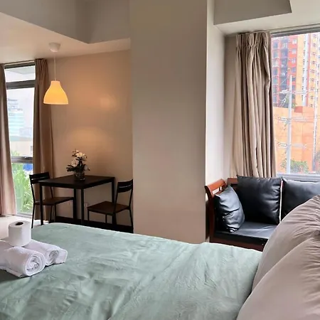 Manhattan Heights Tower D Aparthotel