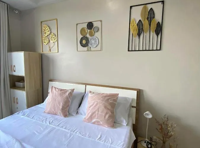 Aparthotel Manhattan Heights Tower D 3*